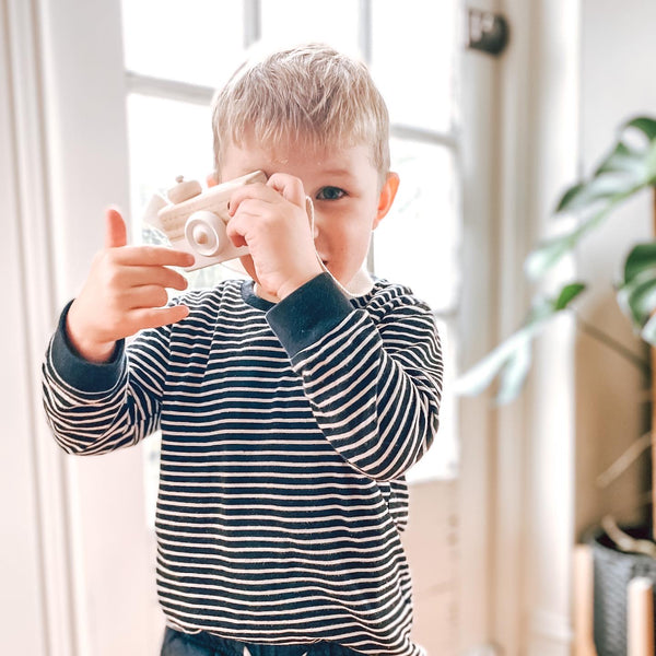 IMAGINATIVE PLAY - CAMERA